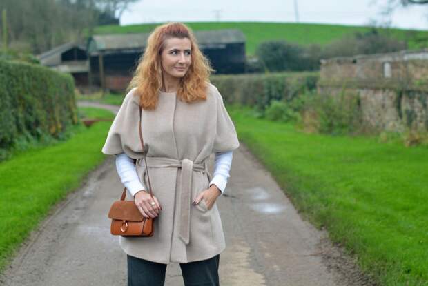 Jaeger alpaca coat | Winter neutrals with tan cross body bag