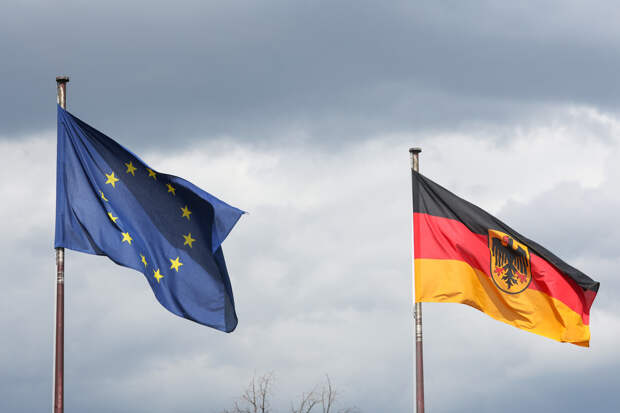 В ФРГ заговорили о неизбежности создания европейского ядерного зонтика