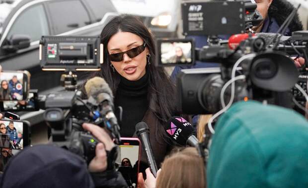 Самойлова назвала себя бездомной