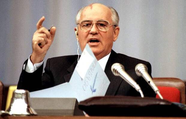 Нужен ли России показательный суд над Горбачевым?