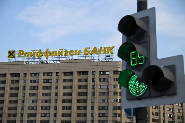 Западные банкиры держатся за Россию, и почему немцы не конфискуют российские активы