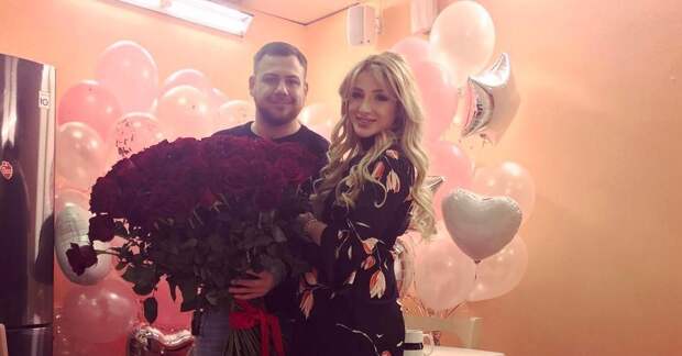 «Дом-2»: Тата Абрамсон и Валерий Блюменкранц определились с датой свадьбы