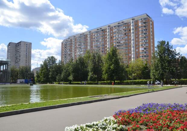 Жители Южного административного округа Москвы решают судьбу социальных объектов путем голосования 