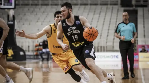 «Нижний Новгород» проиграл АЕК в матче баскетбольной ЛЧ
