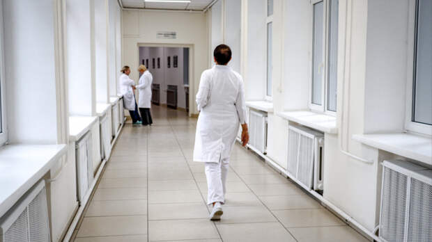 Сила искусства: медсестра из Москвы рассказала, почему решила спеть пожилой пациентке