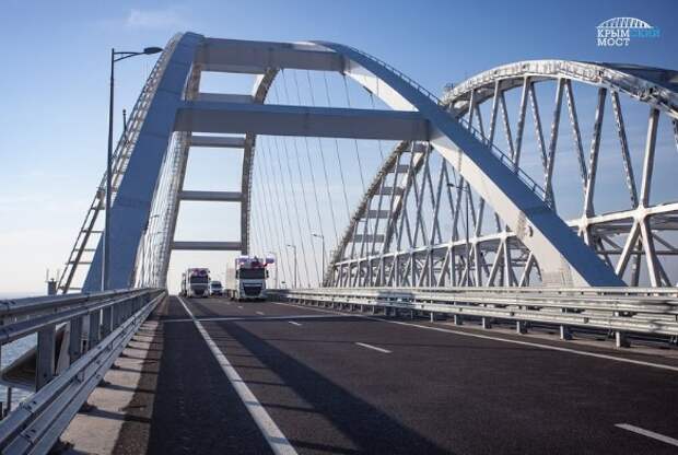 Железнодорожную часть Крымского моста откроют в следующем году.  Фото:most.life/multimedia