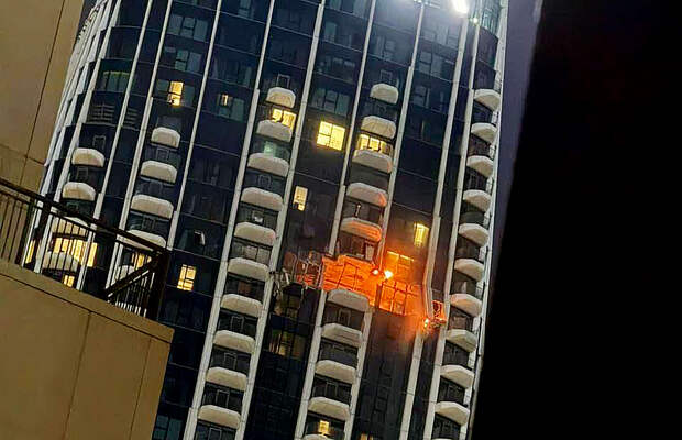 Иранский дрон атаковал небоскрёб с военными США в Дубае (ФОТО, ВИДЕО)