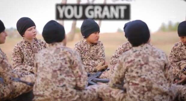 ИГИЛ готовит "армию сирот", которая создана мстить за погибших родителей