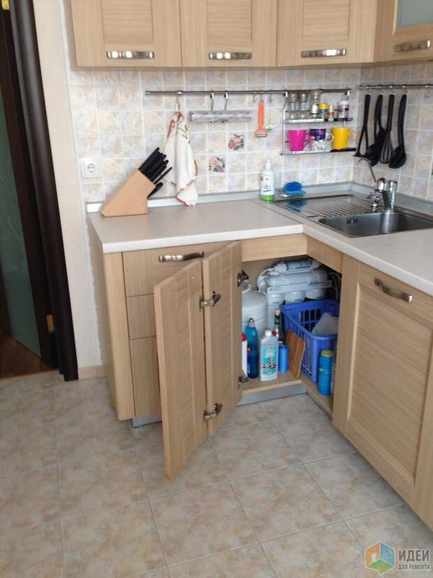 Кухонный гарнитур, современная удобная кухня, угловой кухонный шкаф