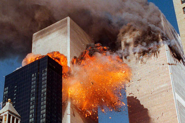 Теракт 11 сентября в Нью-Йорке: погибших людей жалко, а государство - нет