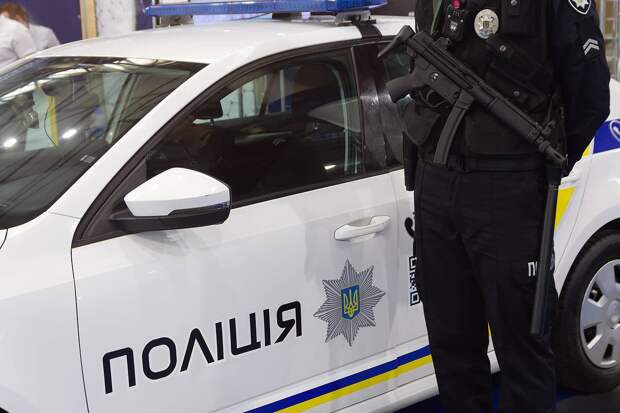 Спецназ начал штурм киевского супермаркета с заложниками