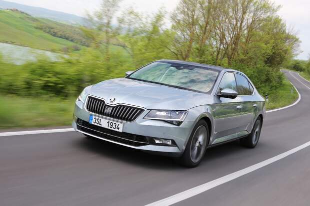 Объявлены рублёвые цены нового SKODA Superb