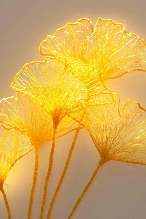 Необычная вышивка от Meredith Woolnough Необычная вышивка от Meredith Woolnough