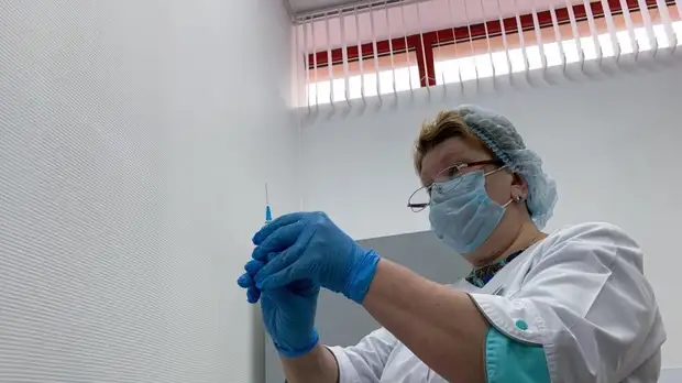 Меняйло рассказал о ходе вакцинации от коронавируса в СФО