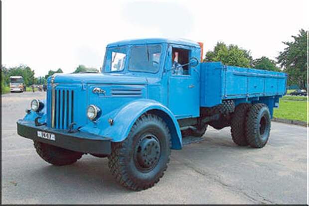 МАЗ 200 - первый большегрузный автомобиль в СССР  $200, автомобиль, большегрузный, маз, первый, ссср