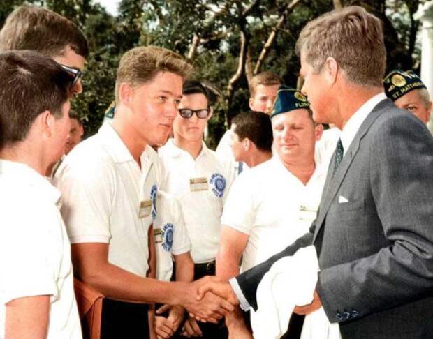 Молодой Билл Клинтон на встрече с Джоном. Ф. Кеннеди