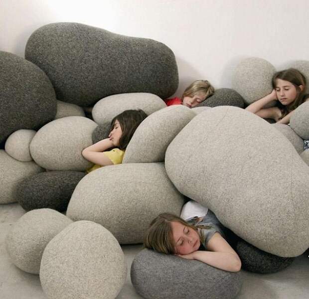 необычные подушки, креативные подушки