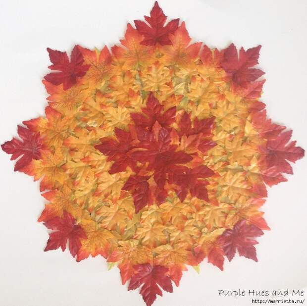 Декоративная салфетка из искусственных осенних листьев (14) (700x697, 373Kb)