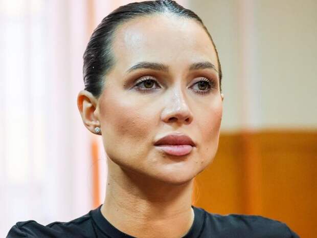 Суд отложил рассмотрение заявления ФНС о банкротстве блогера Лерчек до 31 марта