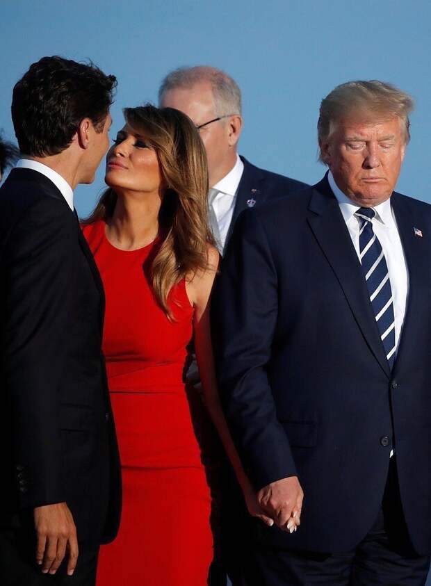 Мелания Трамп целует Джастина Трюдо