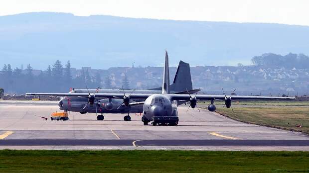 В США заявили о переброске еще пяти самолетов в район Карибского моря