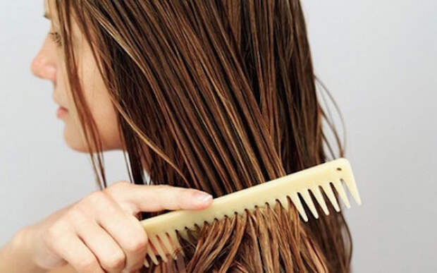 Шампанское для красоты: 5 способов улучшить состояние волос и кожи