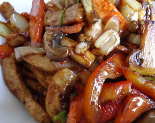Свинина по-китайски: это обжаренное в ароматном соусе мясо просто бесподобно!