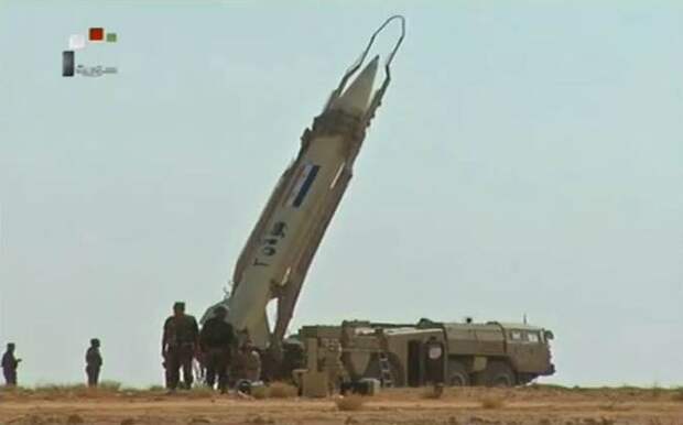 http://4.bp.blogspot.com/-o6HbQbad0gg/UBTclF7VQdI/AAAAAAAAFy8/dhPlb6fRJOc/s1600/scud-b_ss-1c_r-17_srbm_short_range_ballistic_missile_syrian_armed_forces_03.jpg