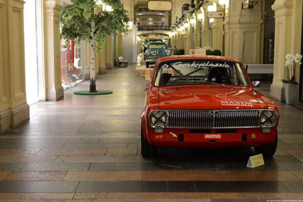 Автомобильный ГУМ авто, гум, выставка, советские автомобили