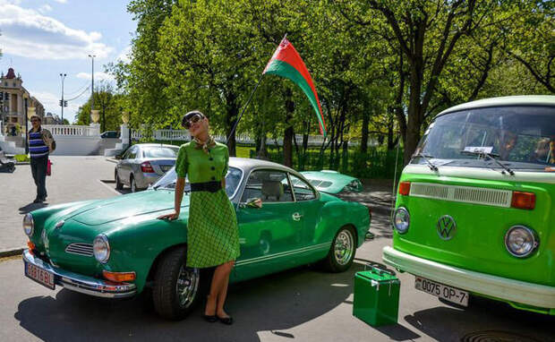 Парад ретро автомобилей в Минске Парад ретро автомобилей в Минске авто, встреча, минск, олдтаймер, ретро автомобили