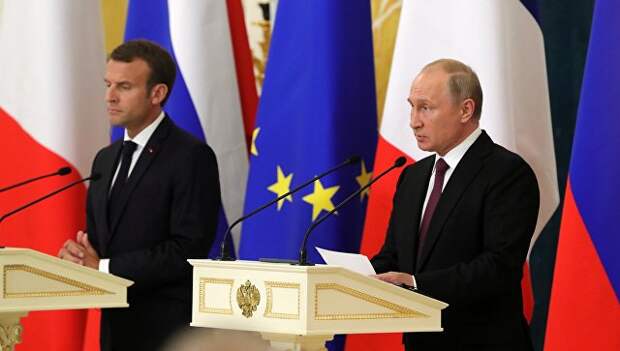 Президент РФ Владимир Путин на пресс-конференции по итогам встречи с президентом Франции Эммануэлем Макроном. Архивное фото