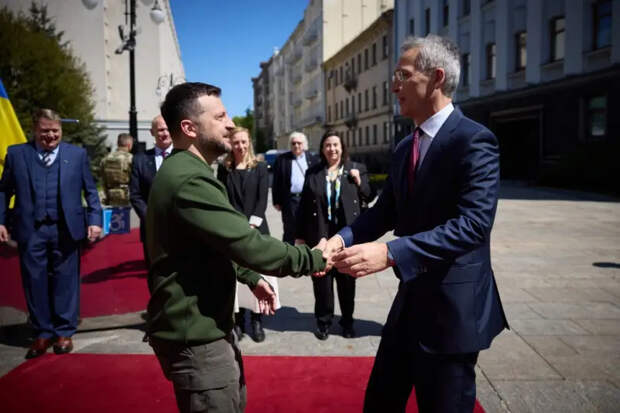 The Telegraph: Украина не получит приглашения в НАТО из-за масштабной коррупции в стране