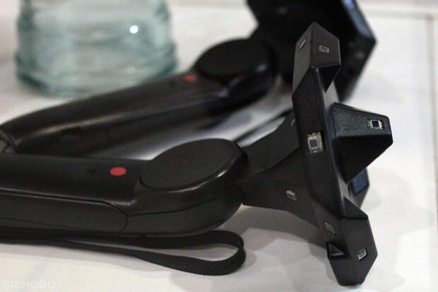 Стики HTC Vive для взаимодействия с виртуальной реальностью