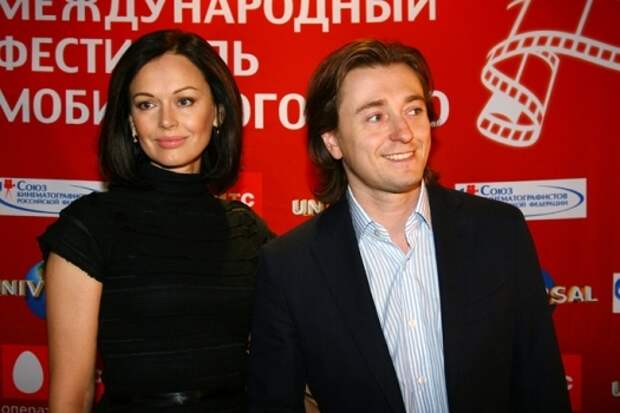 Сергей и Ирина Безрукова поженились в 2000 году