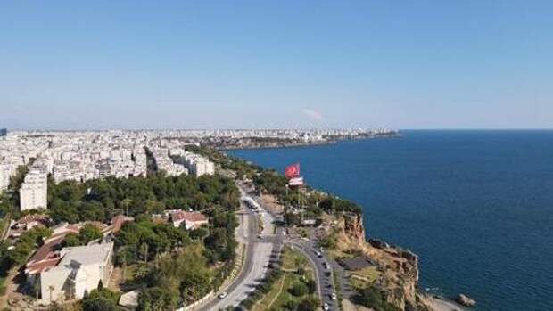 В турецком курортном городе Анталья произошло землетрясение