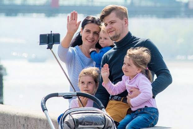 В Москве оформить льготный статус многодетной семьи можно онлайн В Москве оформить льготный статус многодетной семьи можно онлайн