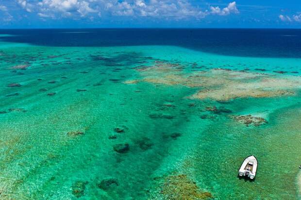 Polynesianparadise01 Polynesianparadise01 Полинезийский рай с высоты воздушного змея