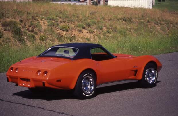 Виниловая крыша авто, автодизайн, ностальгия, слепые фары