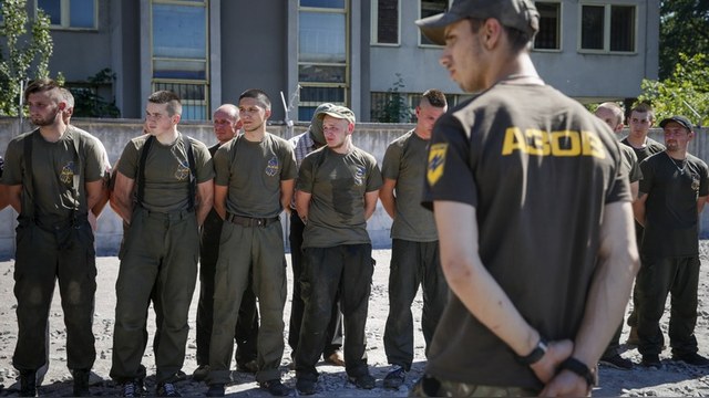 Daily Beast: Американские инструкторы сами не знают, кого учат воевать