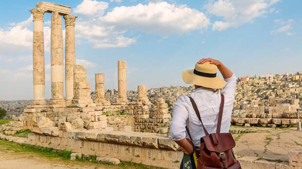 Иордания одобрила соглашение с Россией об отмене виз для туристов