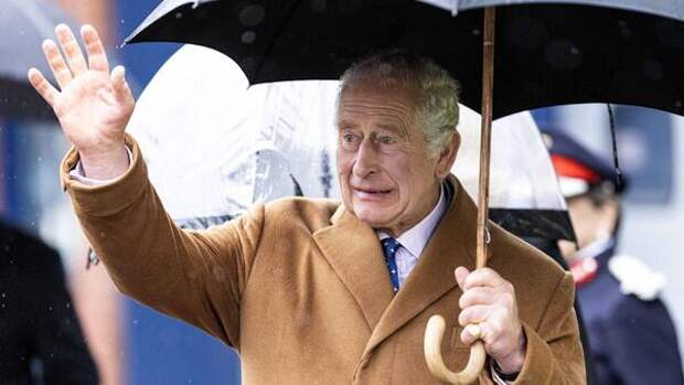 Полиция добралась до брата Карла III — от такого позора уже не отмыться