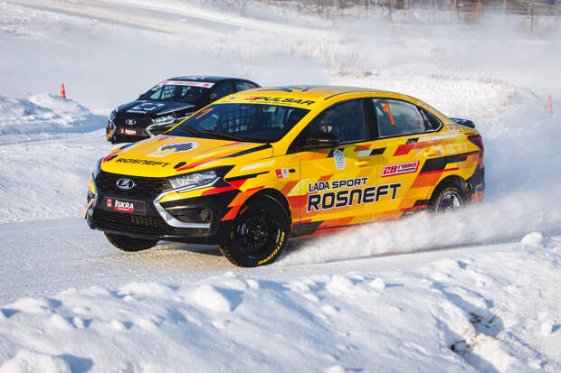 В Тольятти прошла 28-я "Гонка чемпионов" с участием пилота "Формулы-1"