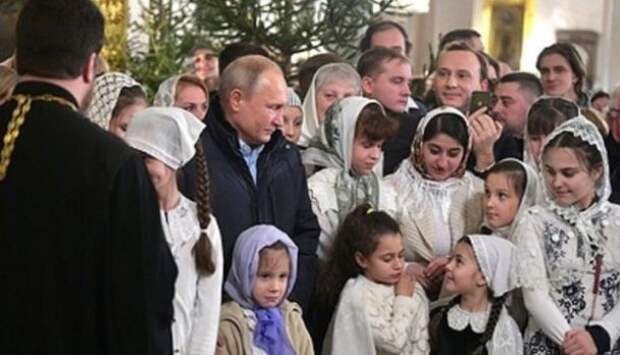 Украинские СМИ: ‏Путин «дошел до паранойи» и вынужден скрывать семью | Продолжение проекта «Русская Весна»