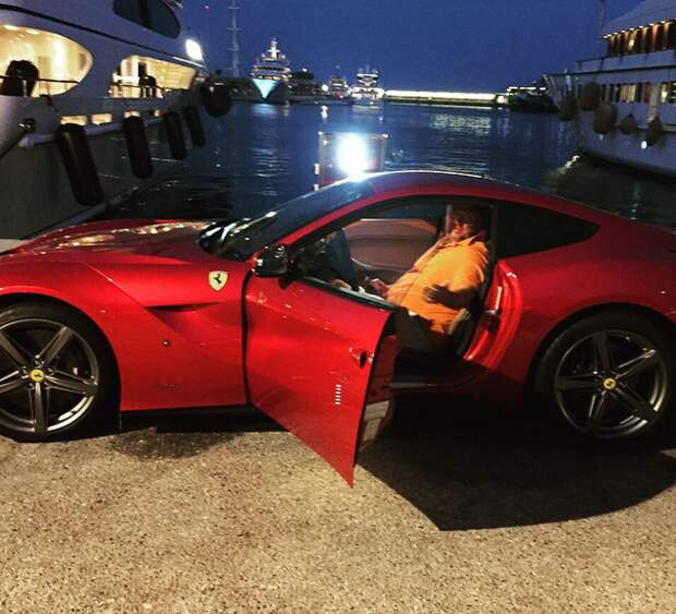 Потап в Ferrari