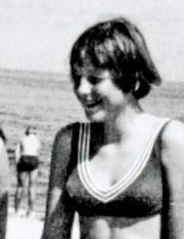 Ангела меркель в молодости на пляже