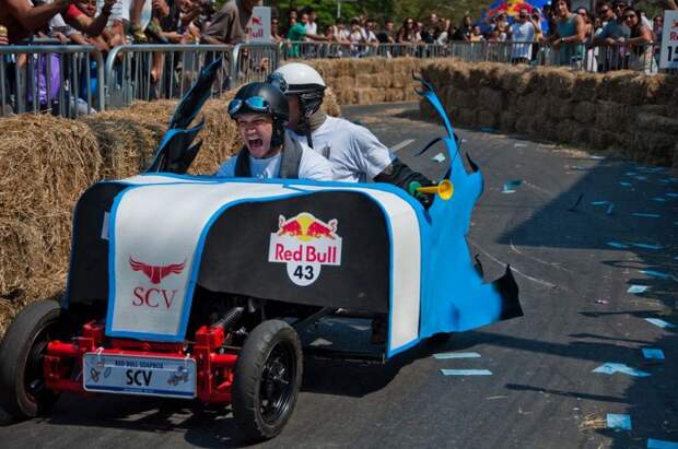 Гонки на тарантасах Red Bull Soapbox интересное, мир, соревнования