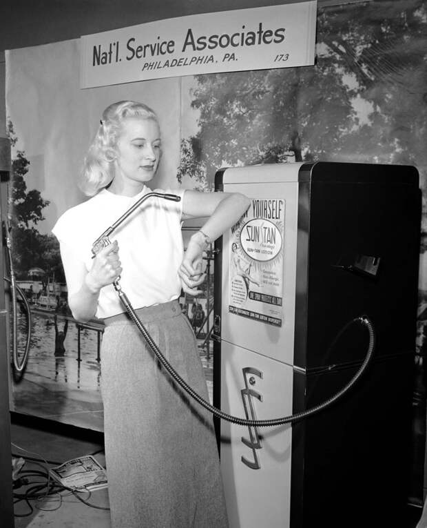 1949 год: автомат с кремом от солнца косметология, красота, старые фото