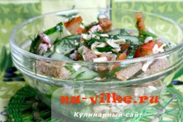 Овощной салат с курицей