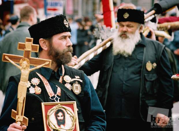 псевдопатриотизм в форме монархизма