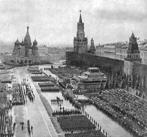 парад Победы на Красной площади 